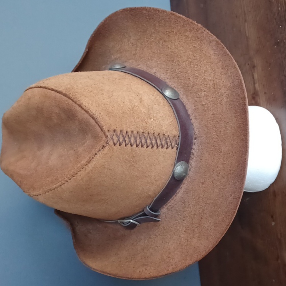 COMSTOCK leather hat - Picture 3 of 16